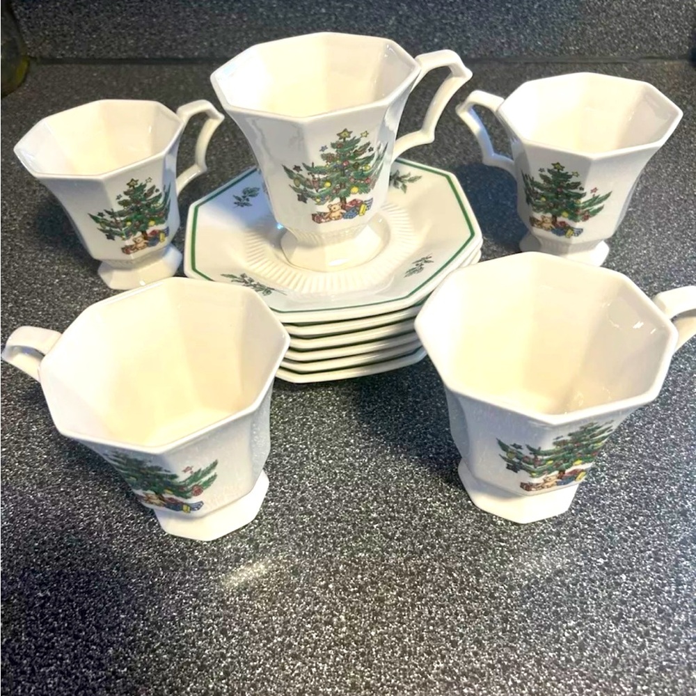 Vintage Nikko Classic Collection Christmastime Tea Cup Set 🫖☕️